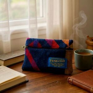 Pendleton 100% Virgin Wool Zipper Pouch Wallet Coin Purse